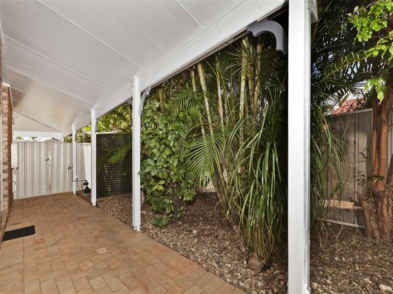 14 Blue Grass Crescent, Eight Mile Plains QLD 4113