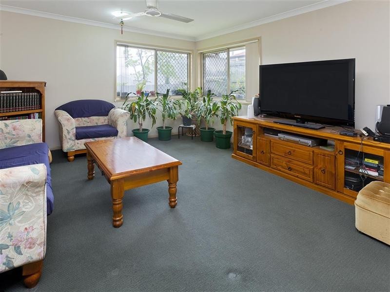 13 Sunningdale Street, Oxley QLD 4075