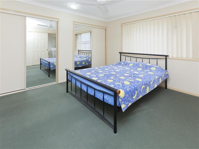 13 Sunningdale Street, Oxley QLD 4075