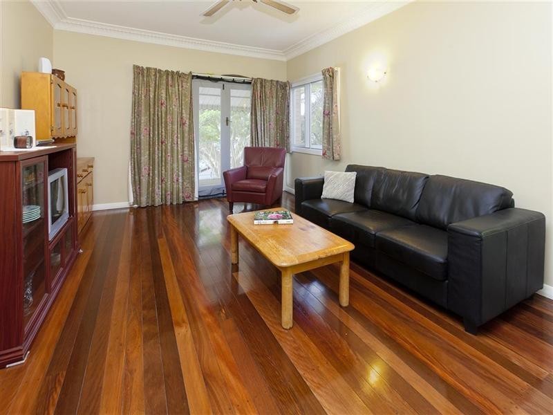 59 Latimer Street, Holland Park QLD 4121