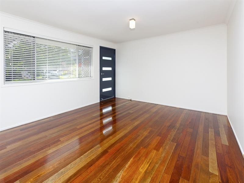 3/3 Honeysuckle Street, Mansfield QLD 4122