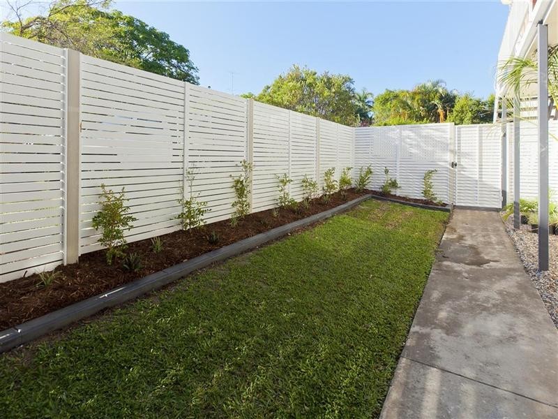 3/3 Honeysuckle Street, Mansfield QLD 4122