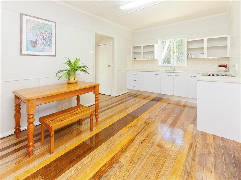 38 Balis Street, Holland Park West QLD 4121