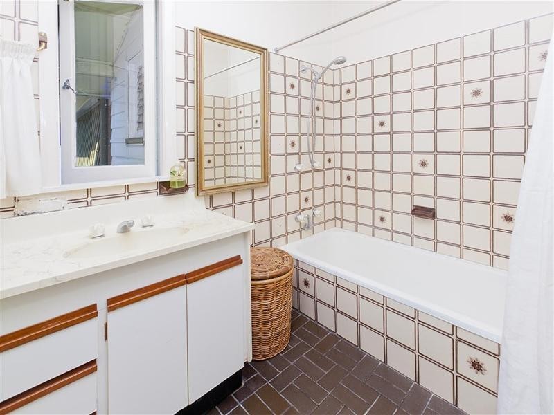 38 Balis Street, Holland Park West QLD 4121