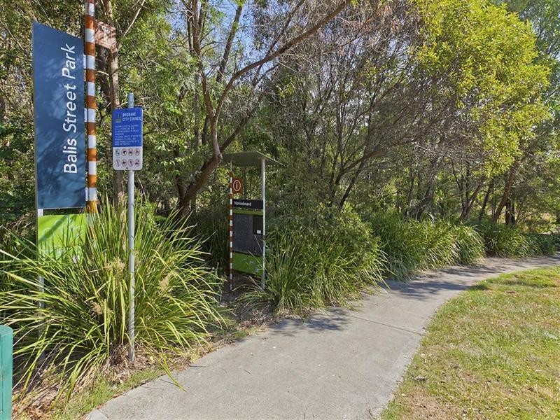 38 Balis Street, Holland Park West QLD 4121