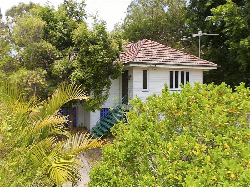 38 Balis Street, Holland Park West QLD 4121