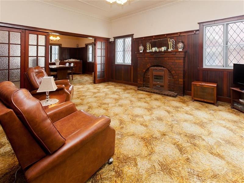 18 Lamette Street, Holland Park QLD 4121