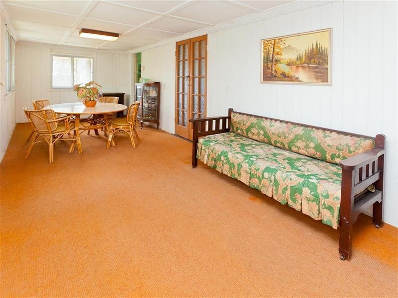 18 Lamette Street, Holland Park QLD 4121