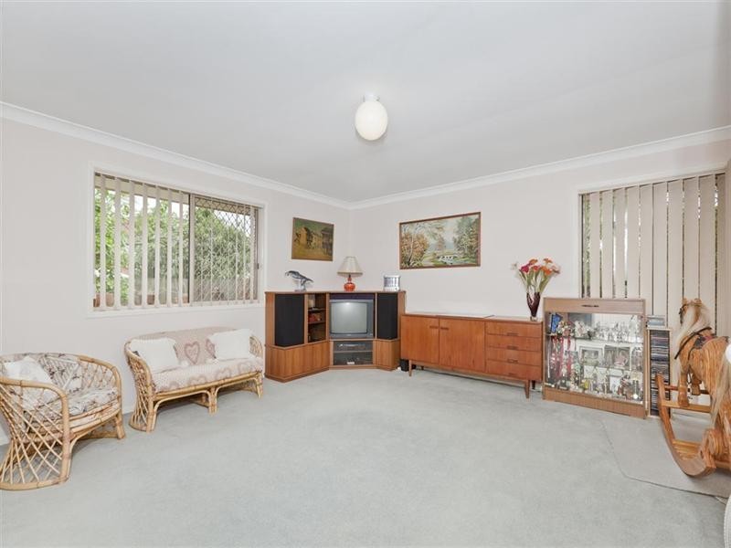 18 Lindeman Place, Eight Mile Plains QLD 4113