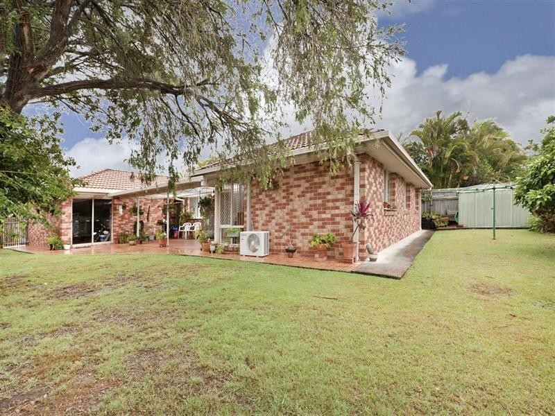 18 Lindeman Place, Eight Mile Plains QLD 4113
