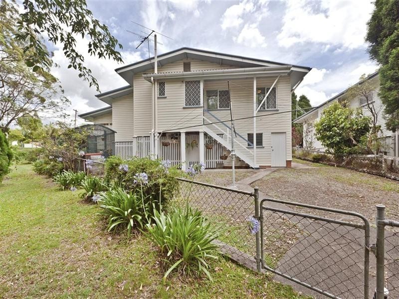 132 Laura Street, Tarragindi QLD 4121