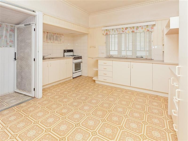 65 Harold Street, Holland Park QLD 4121