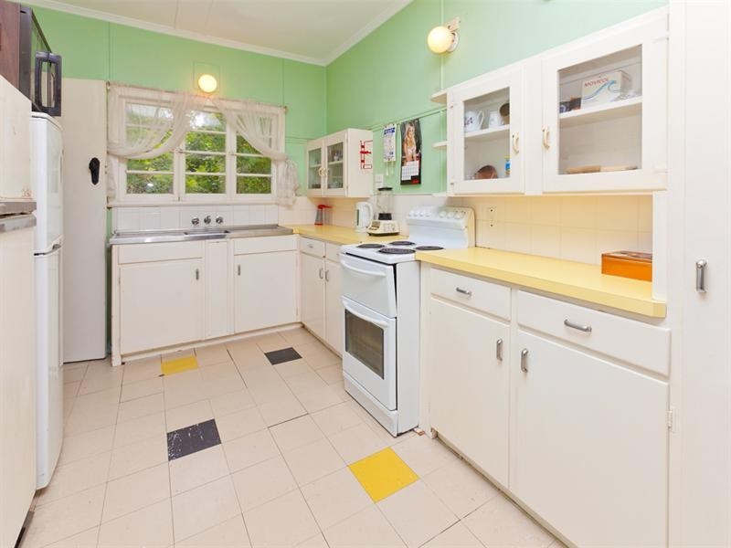 86 Halland Terrace, Camp Hill QLD 4152