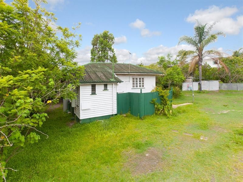 86 Halland Terrace, Camp Hill QLD 4152