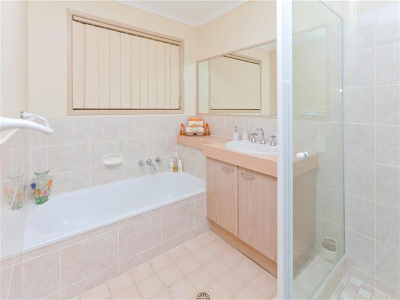 68 Goorari Street, Eight Mile Plains QLD 4113