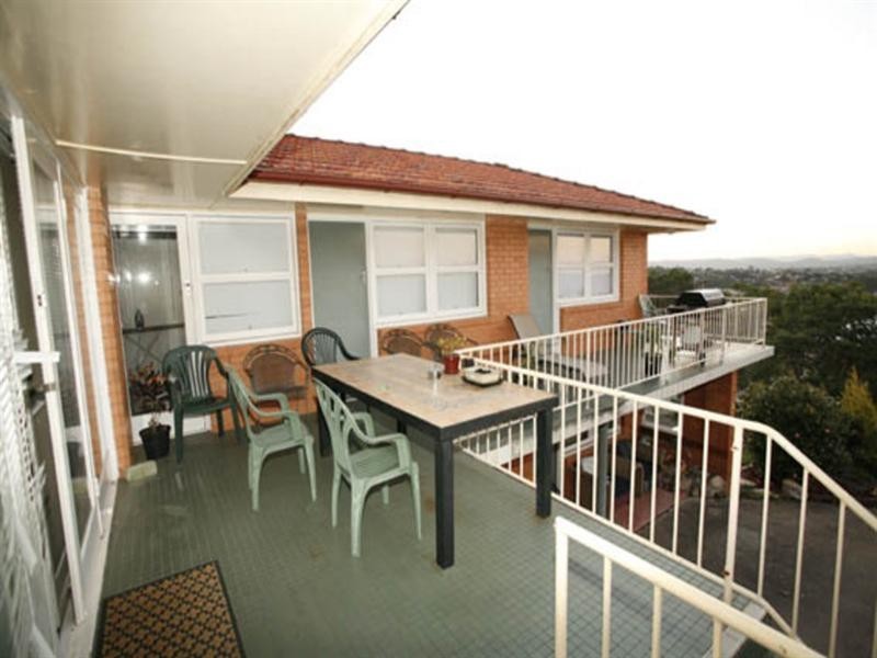 39 Dagmar Street, Holland Park West QLD 4121