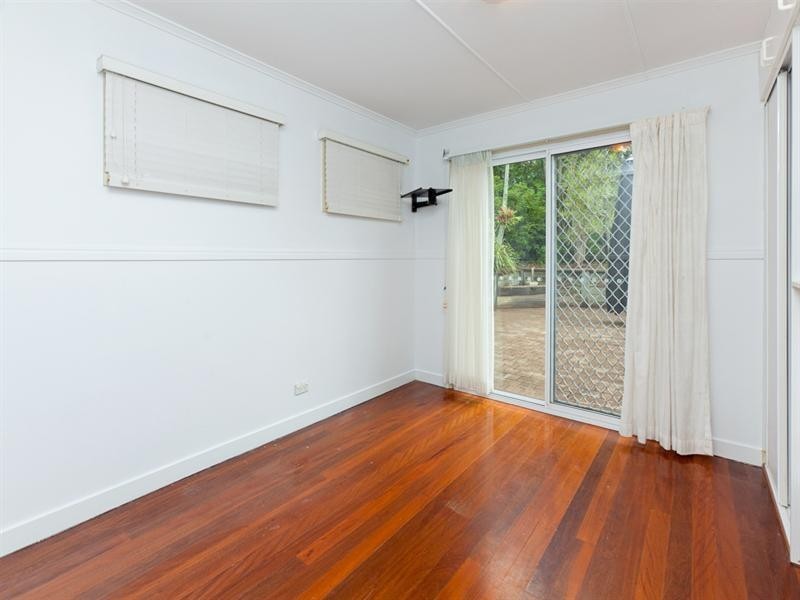 65 Dunrod Street, Holland Park West QLD 4121