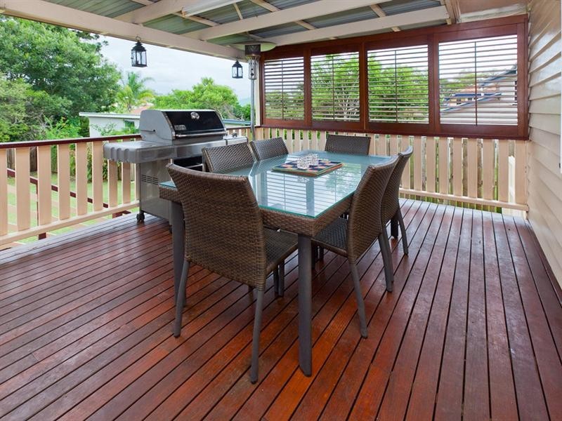 43 Cape Street, Holland Park QLD 4121