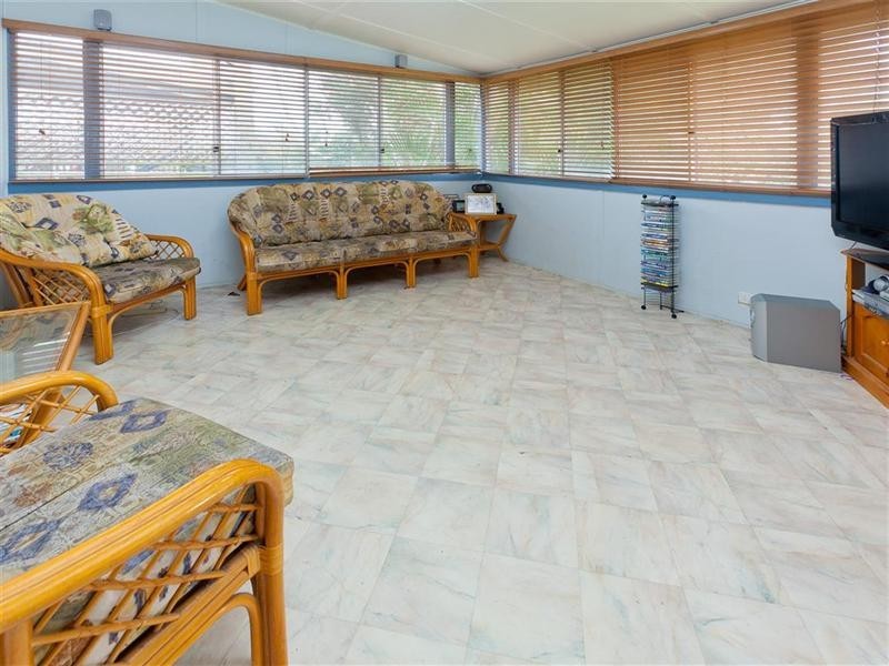 30 Vera Street, Greenslopes QLD 4120