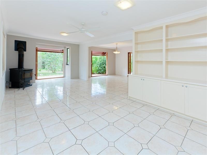 207 Moxon Road, Burbank QLD 4156