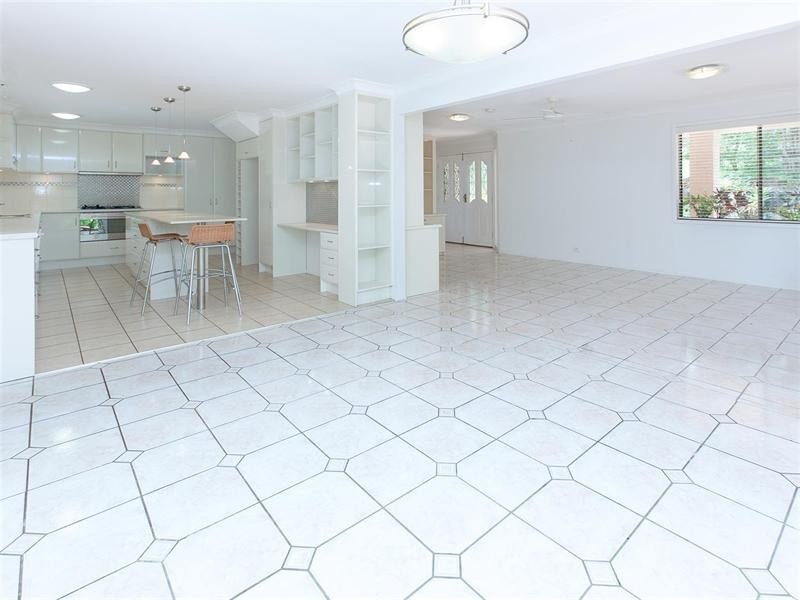 207 Moxon Road, Burbank QLD 4156