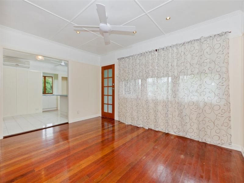 69 Dunbar Street, Mount Gravatt East QLD 4122