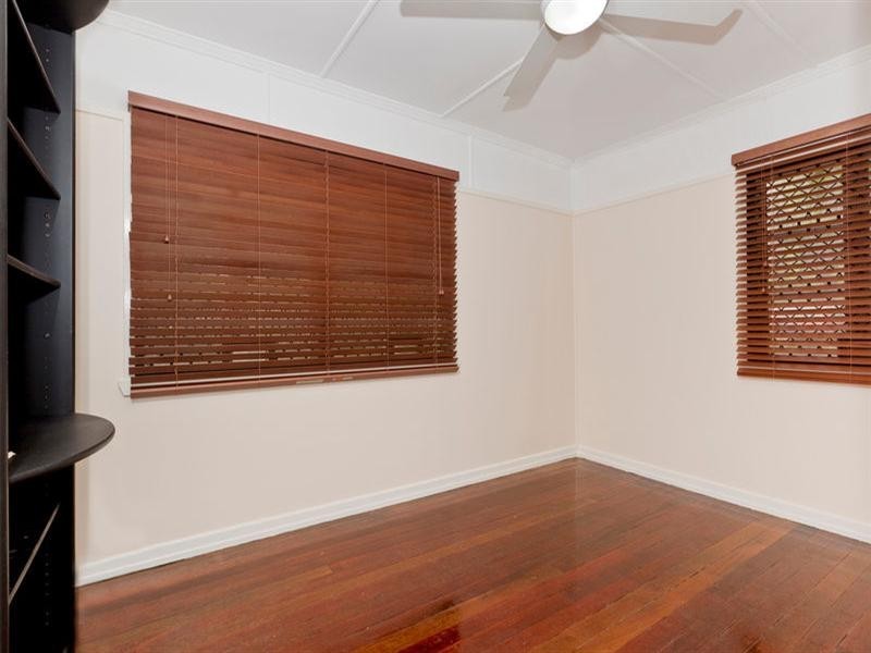 69 Dunbar Street, Mount Gravatt East QLD 4122