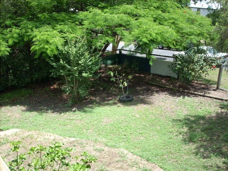 137 Sterculia Avenue, Holland Park West QLD 4121