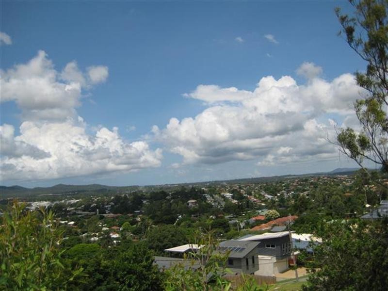 102 Hoff Street, Mount Gravatt East QLD 4122