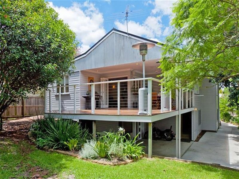 24 Oates Avenue, Holland Park QLD 4121