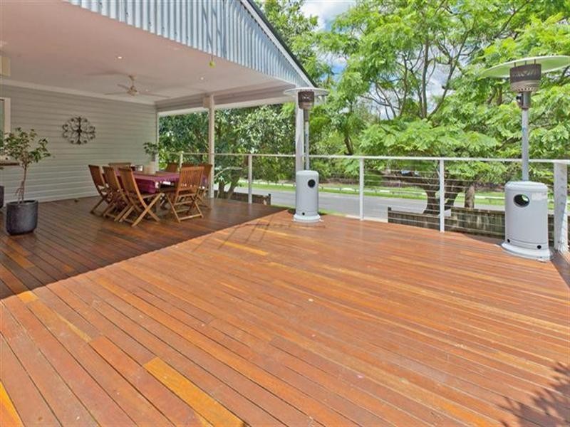 24 Oates Avenue, Holland Park QLD 4121