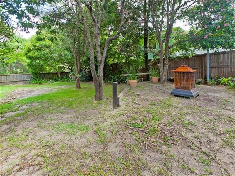 24 Oates Avenue, Holland Park QLD 4121