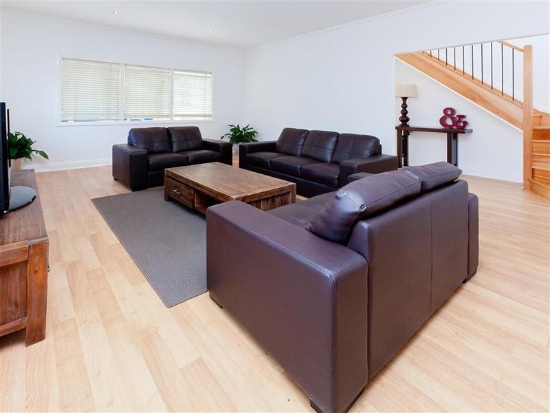 35 Albert Street, Holland Park West QLD 4121