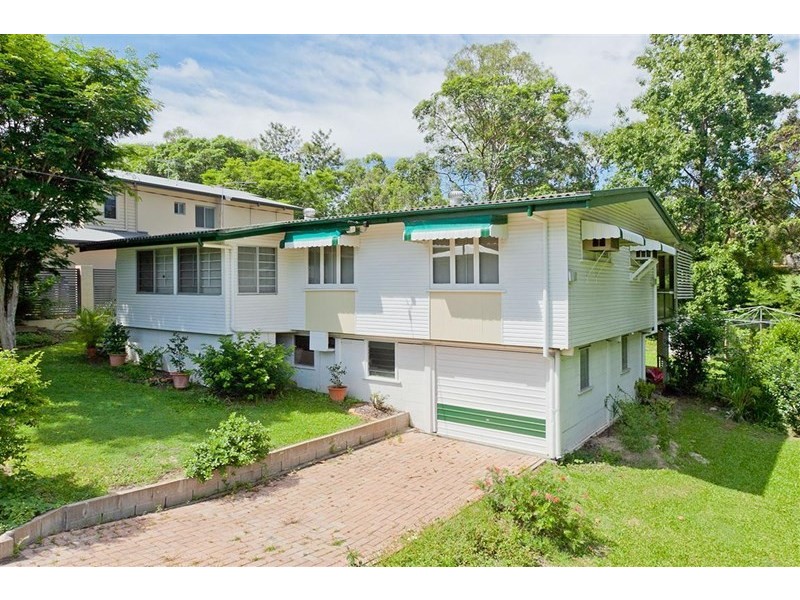 12 Octantis Street, Coorparoo QLD 4151