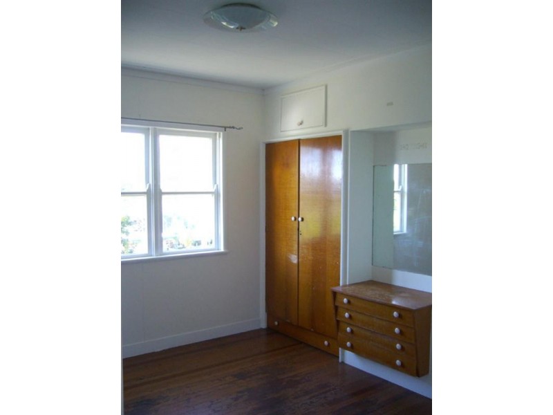 1 Weal Street, Tarragindi QLD 4121