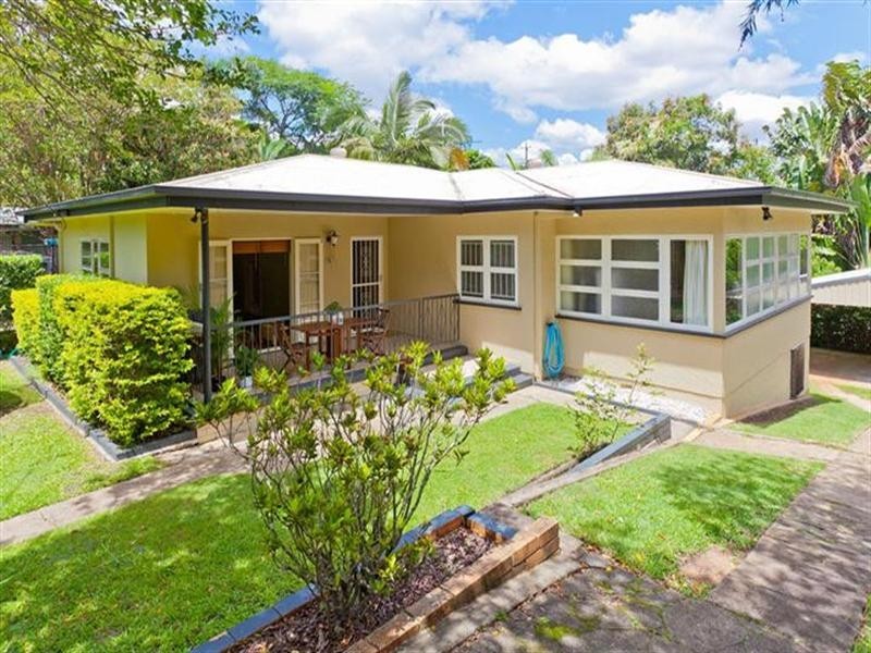 41 Eric Road, Holland Park QLD 4121