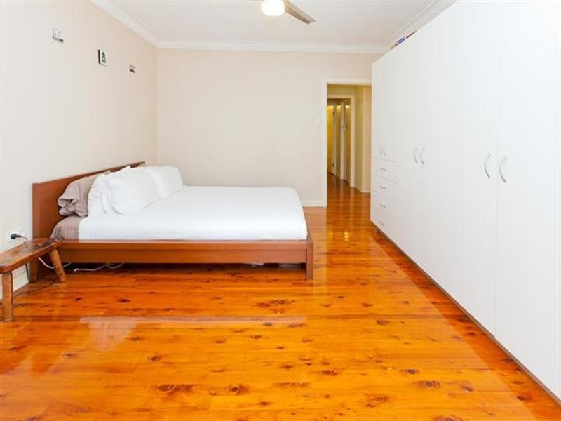 41 Eric Road, Holland Park QLD 4121