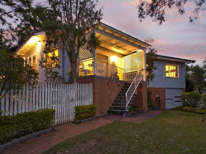 2 Brendon Street, Tarragindi QLD 4121