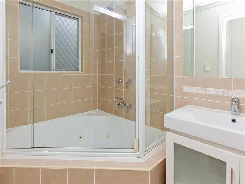 36 Ridge Street, Greenslopes QLD 4120