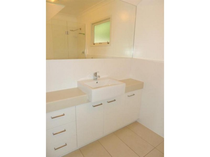 72 Dunrod Street, Holland Park West QLD 4121