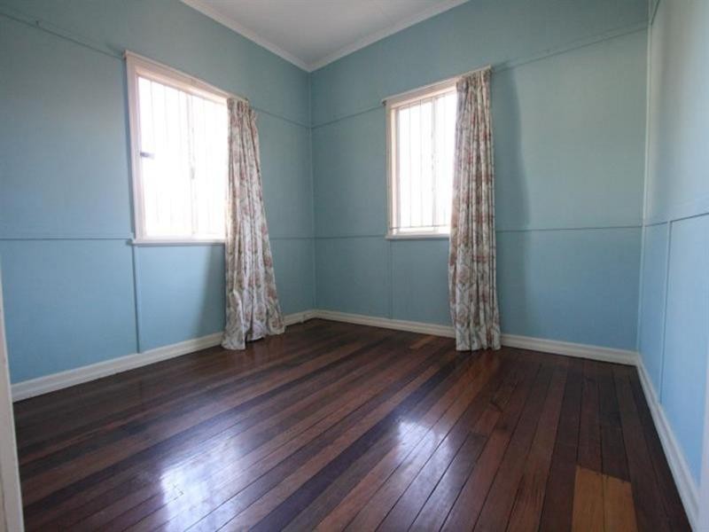 14 Mar Street, Holland Park QLD 4121