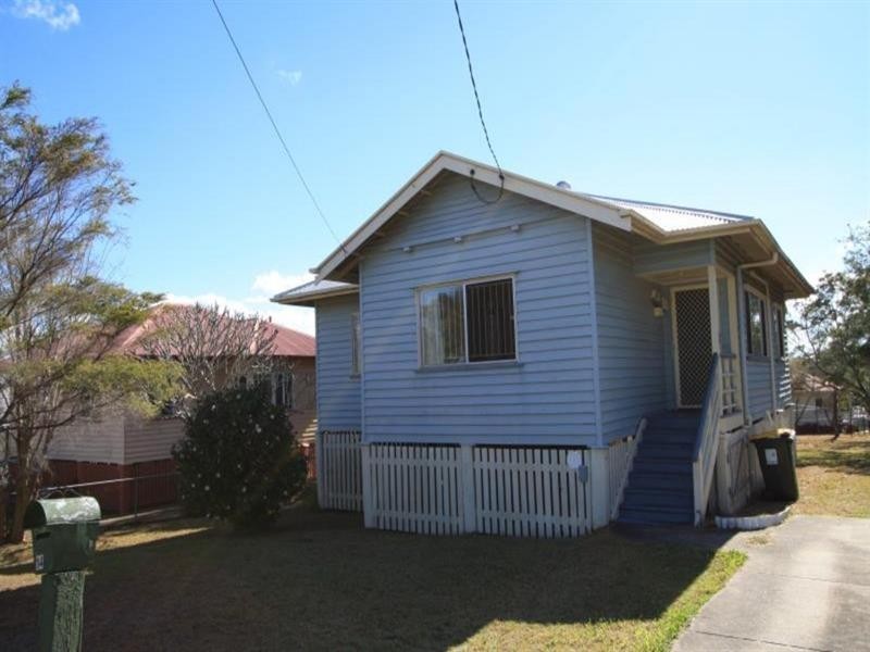 14 Mar Street, Holland Park QLD 4121