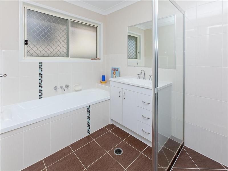 38 Ellerby Road, Moggill QLD 4070