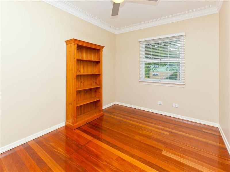 20 Latimer Street, Holland Park QLD 4121