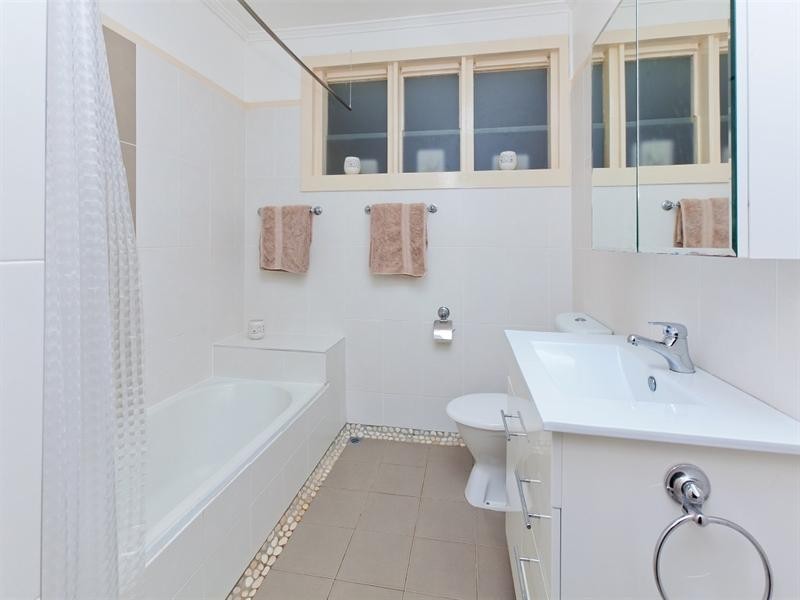 42 Floral Street, Mount Gravatt East QLD 4122