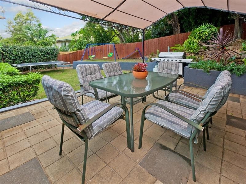 42 Floral Street, Mount Gravatt East QLD 4122