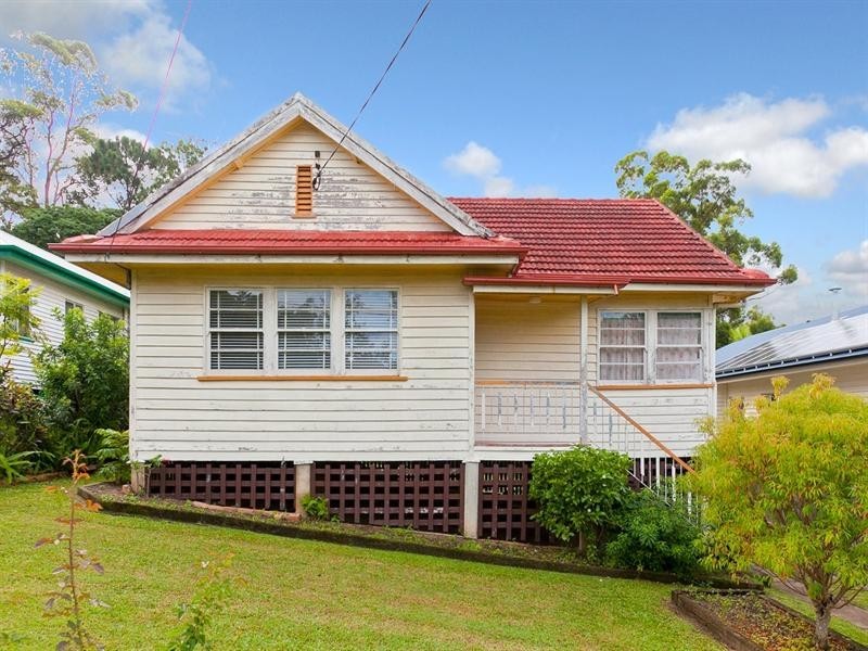 6 Fry Street, Holland Park QLD 4121