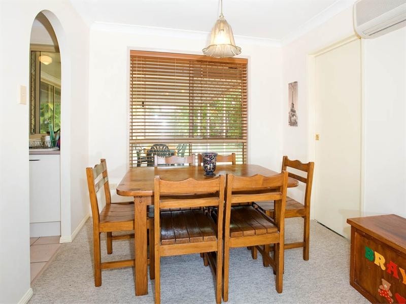 4 Cachet Court, Eight Mile Plains QLD 4113