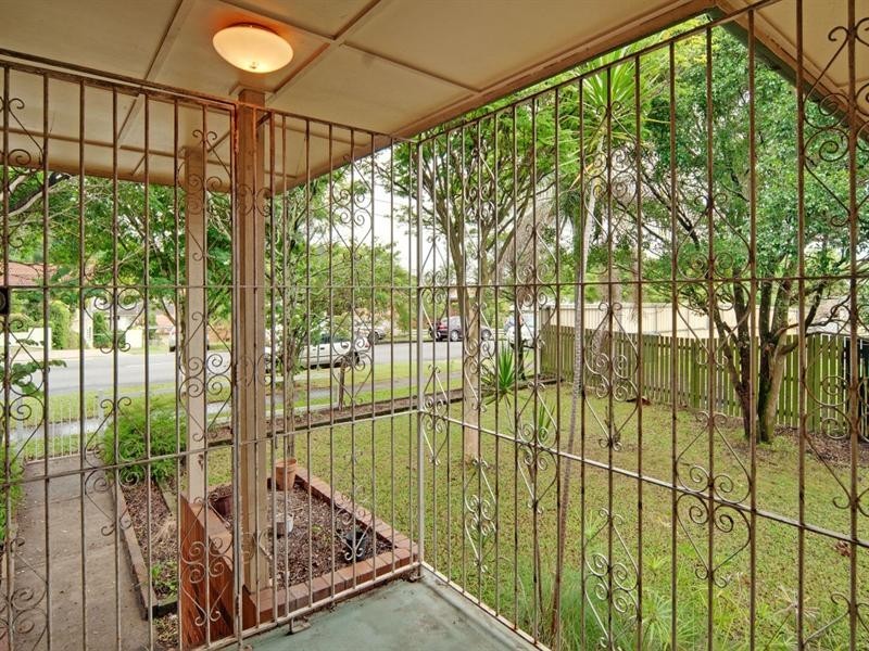 72 Pozieres Road, Tarragindi QLD 4121