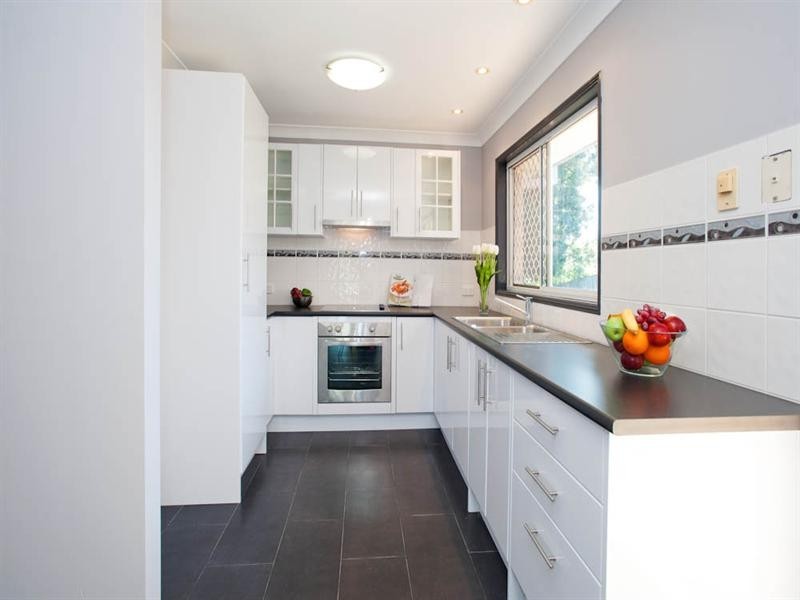 52 Timaru Crescent, Eight Mile Plains QLD 4113